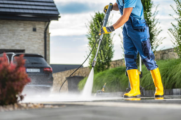 Best Fence Cleaning  in Jeffersonville, OH